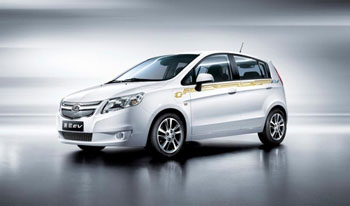 Springo - первый электрический автомобиль, разработанный в Китае